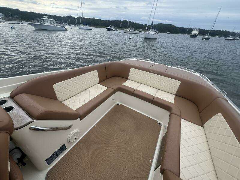 Top Flight II 28ft Chris Craft Yacht For Sale
