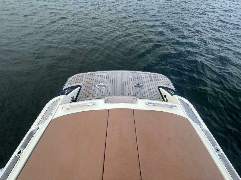Top Flight II 28ft Chris Craft Yacht For Sale