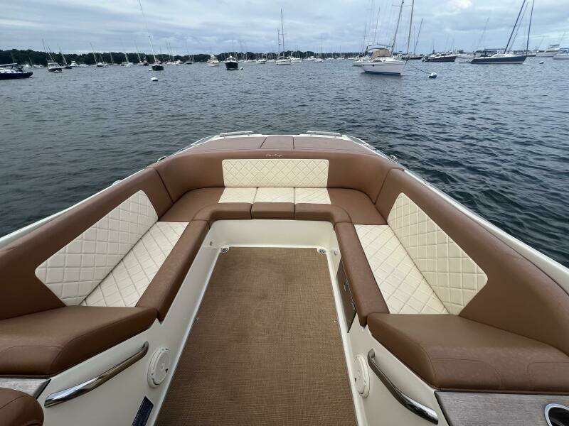Top Flight II 28ft Chris Craft Yacht For Sale