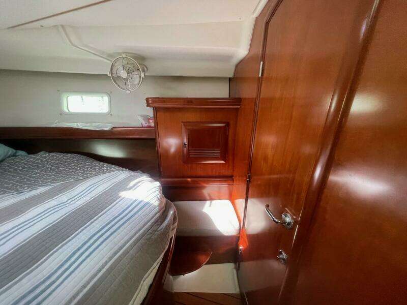 At Last 43ft Beneteau Yacht For Sale