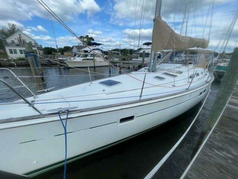 At Last 43ft Beneteau Yacht For Sale