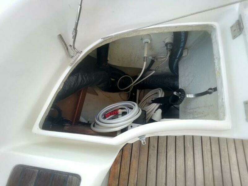 At Last 43ft Beneteau Yacht For Sale