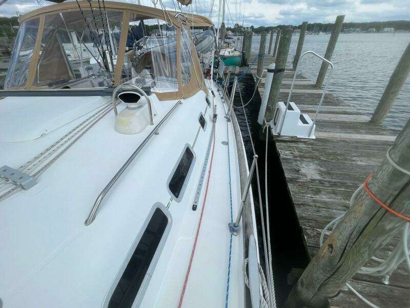 At Last 43ft Beneteau Yacht For Sale