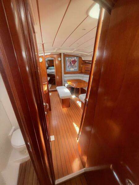 At Last 43ft Beneteau Yacht For Sale