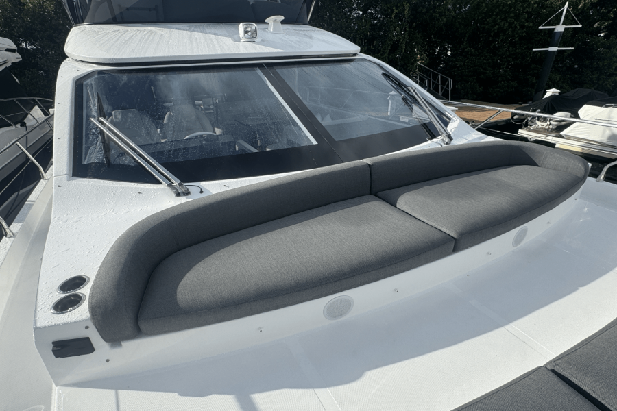53ft Azimut Yacht For Sale