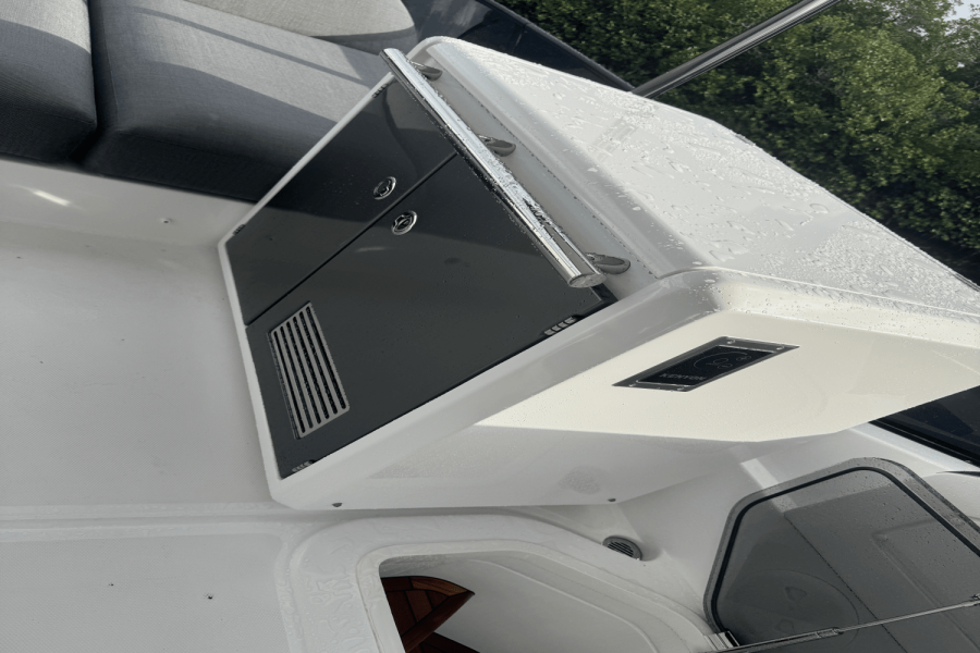 53ft Azimut Yacht For Sale