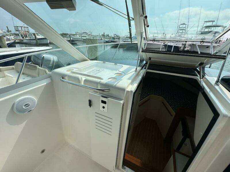 News Buoy II 29ft Tiara Yachts Yacht For Sale