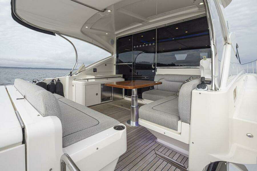 Lucky Dog 50ft Riviera Yacht For Sale