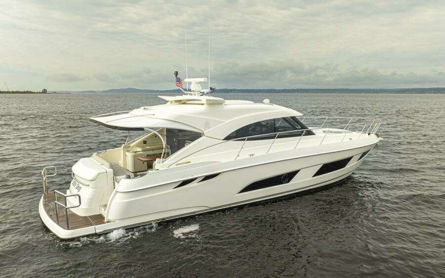 Lucky Dog 50ft Riviera Yacht For Sale