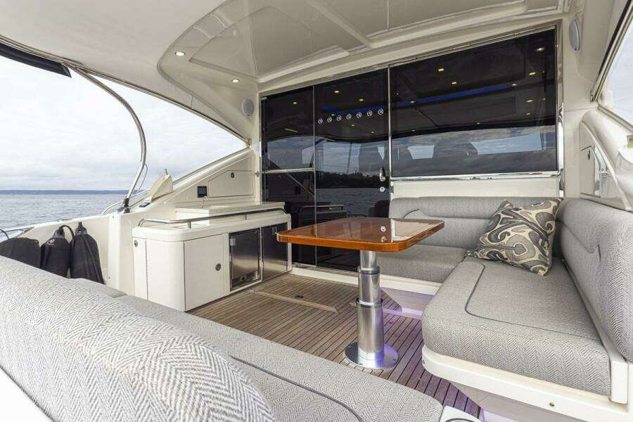 Lucky Dog 50ft Riviera Yacht For Sale