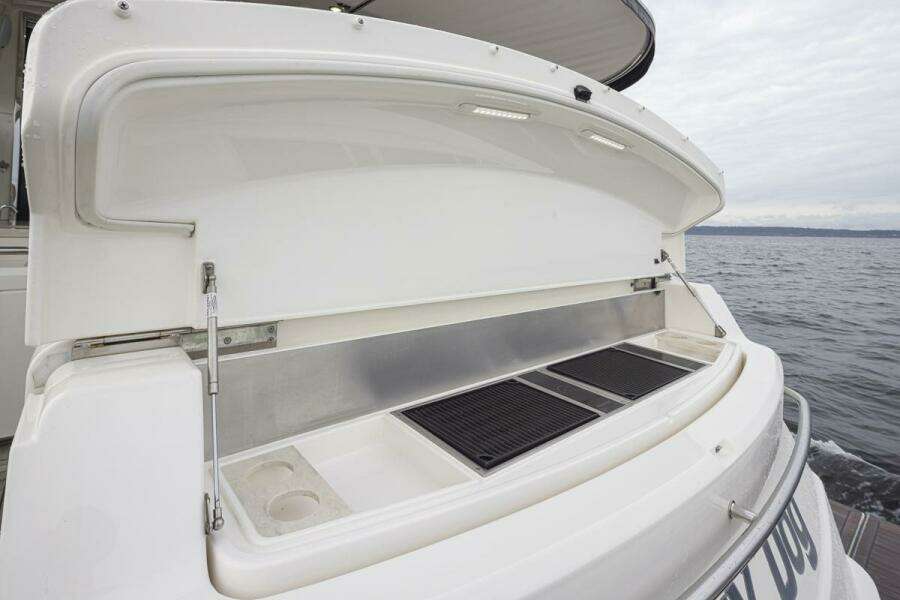 Lucky Dog 50ft Riviera Yacht For Sale