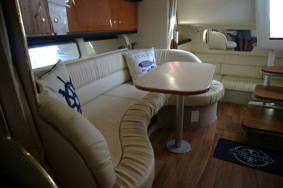 36ft Sea Ray Yacht For Sale