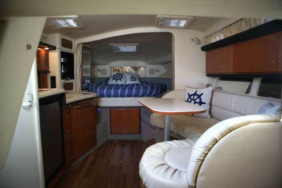 36ft Sea Ray Yacht For Sale
