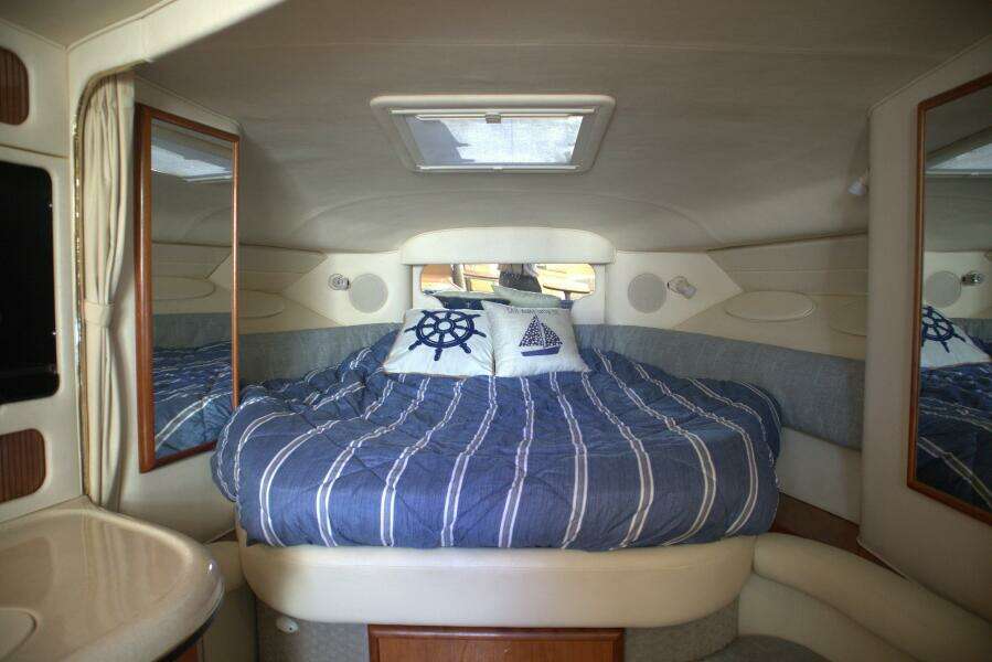 36ft Sea Ray Yacht For Sale
