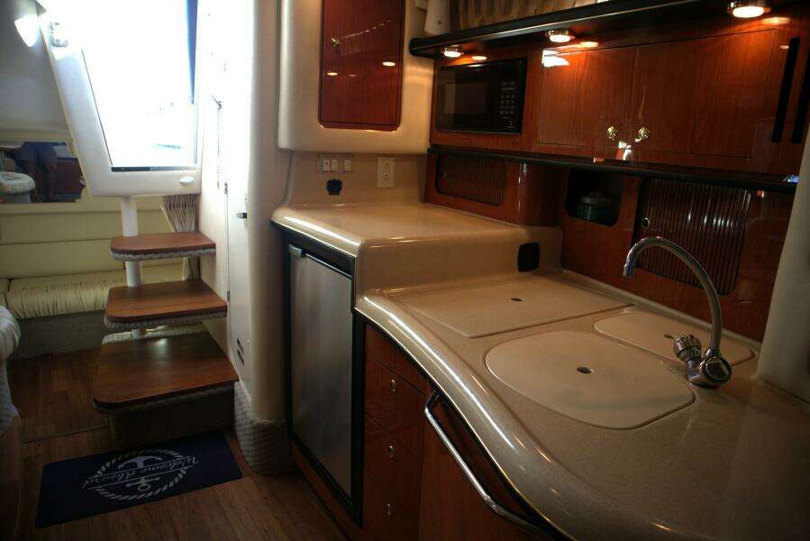 36ft Sea Ray Yacht For Sale