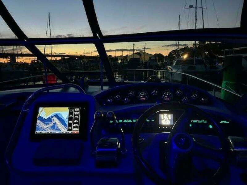36ft Sea Ray Yacht For Sale