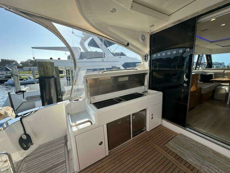 Happy Ours 54ft Riviera Yacht For Sale
