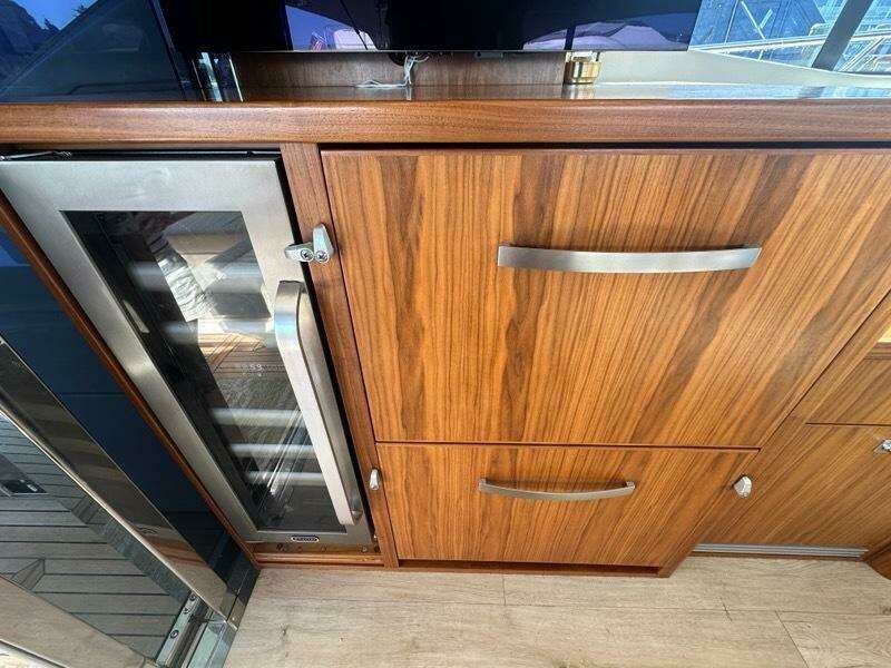 Happy Ours 54ft Riviera Yacht For Sale