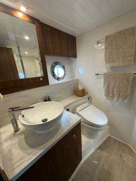 Happy Ours 54ft Riviera Yacht For Sale