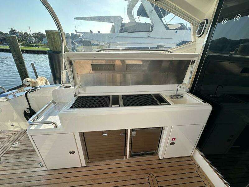 Happy Ours 54ft Riviera Yacht For Sale