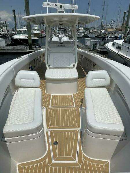 Playpen 38ft Jupiter Yacht For Sale