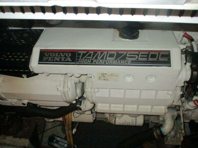 46ft Carver Yacht For Sale