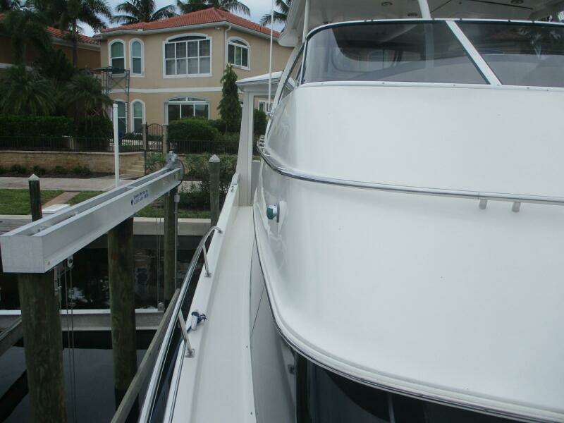 46ft Carver Yacht For Sale
