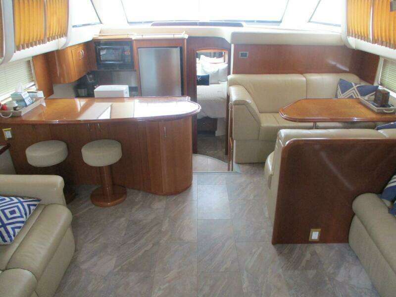 46ft Carver Yacht For Sale