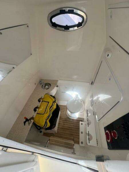 31ft Regulator Yacht For Sale