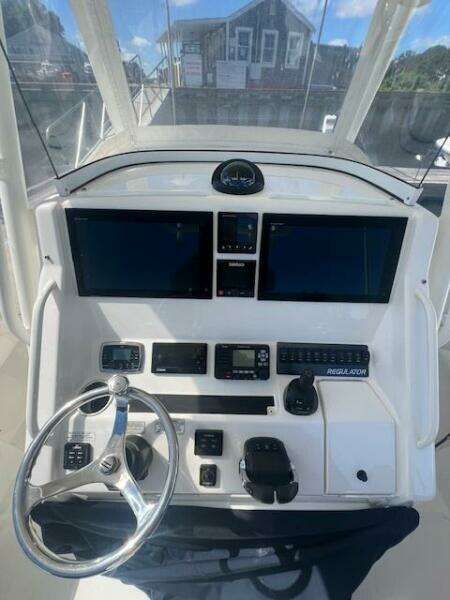 31ft Regulator Yacht For Sale