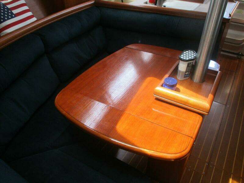 35ft Hunter Yacht For Sale