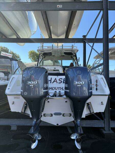31ft Pursuit Yacht For Sale