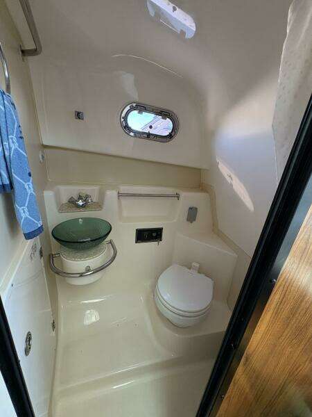 31ft Pursuit Yacht For Sale