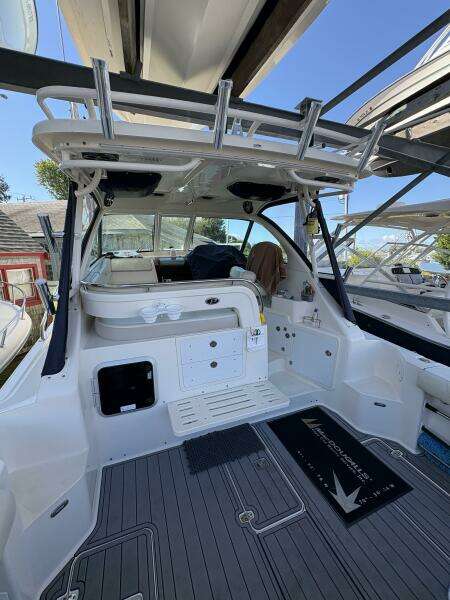 31ft Pursuit Yacht For Sale