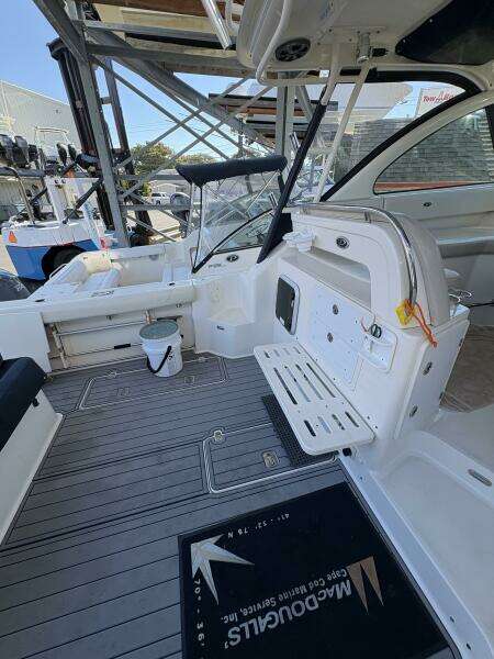31ft Pursuit Yacht For Sale
