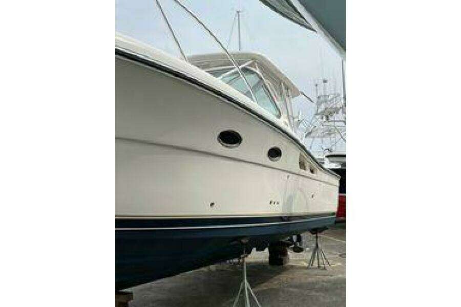 35ft Tiara Yachts Yacht For Sale