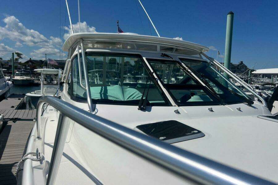 35ft Tiara Yachts Yacht For Sale