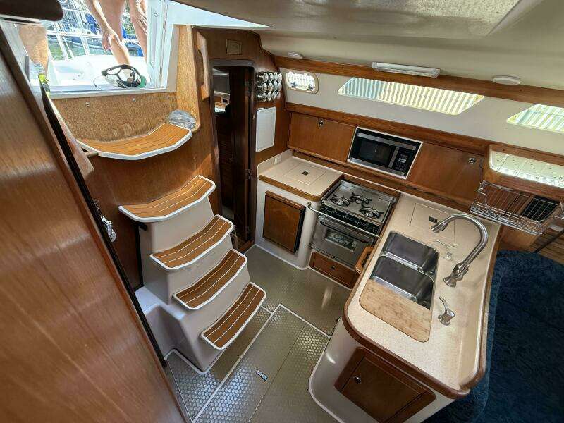GONE ZONKERS 38ft Catalina Yacht For Sale