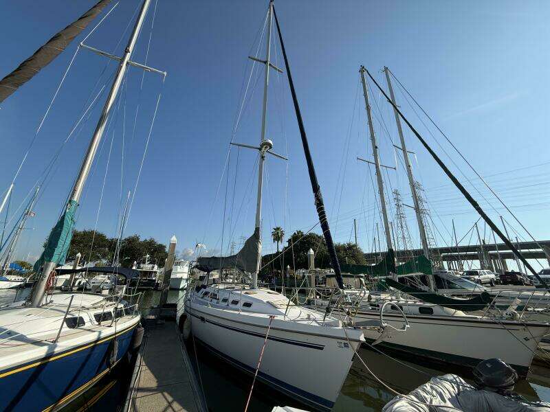 GONE ZONKERS 38ft Catalina Yacht For Sale