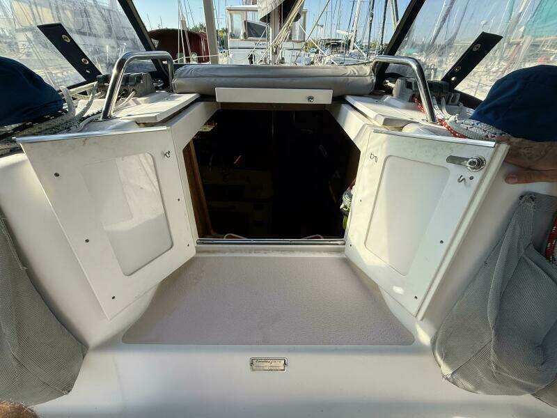 GONE ZONKERS 38ft Catalina Yacht For Sale