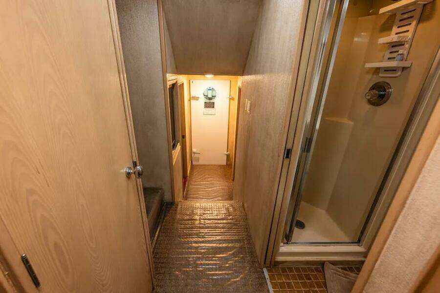 102ft Broward Yacht For Sale