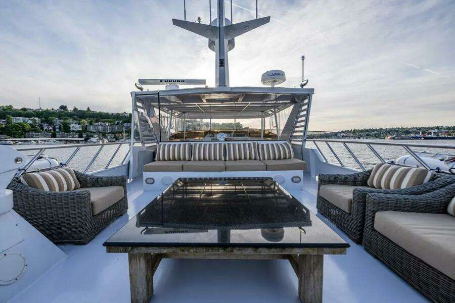102ft Broward Yacht For Sale