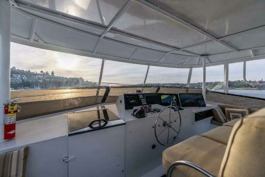 102ft Broward Yacht For Sale