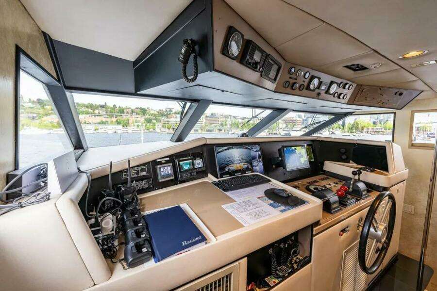 102ft Broward Yacht For Sale