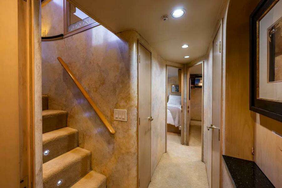 102ft Broward Yacht For Sale