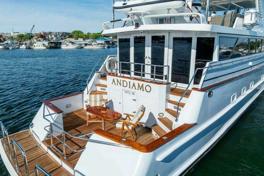 102ft Broward Yacht For Sale