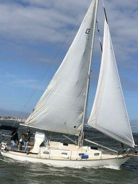 Gabbiano 30ft Cape Dory Yacht For Sale