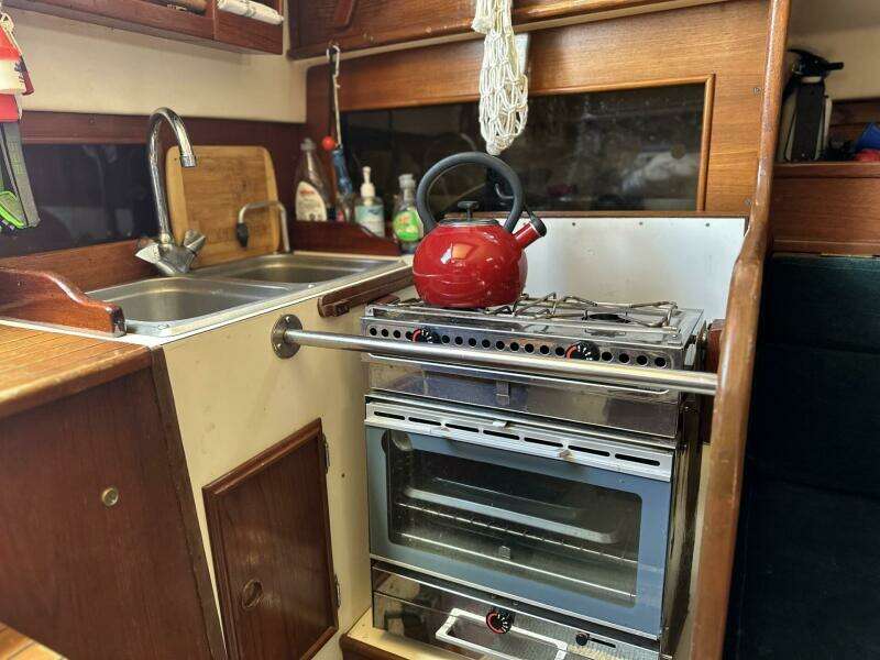 Gabbiano 30ft Cape Dory Yacht For Sale