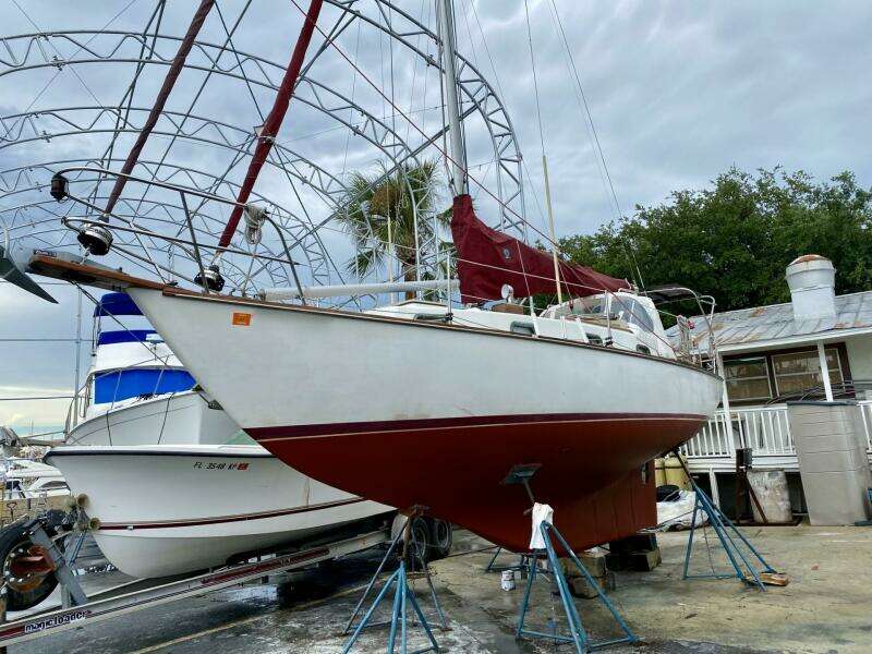 Gabbiano 30ft Cape Dory Yacht For Sale