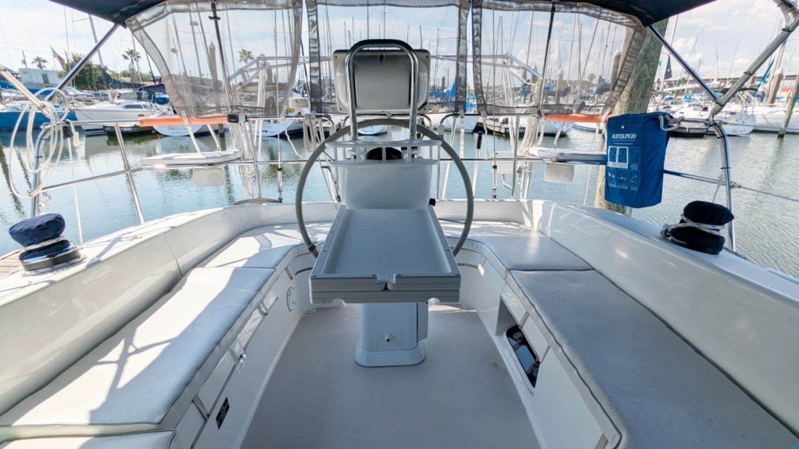 2003 Catalina 350